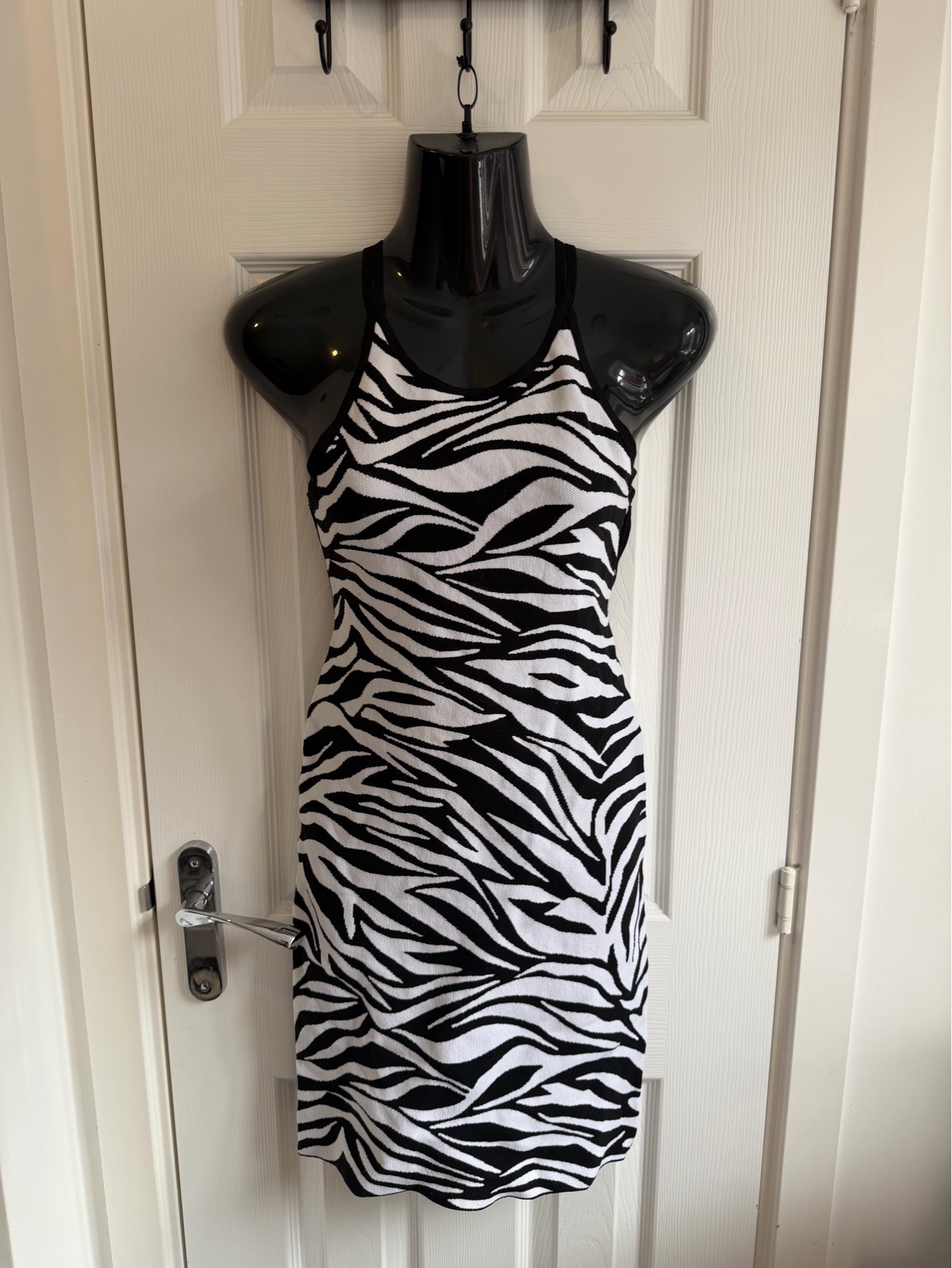 BNWT Bershka Zebra Print Strappy Cross Back Knit Mini Dress Size L (UK 12)