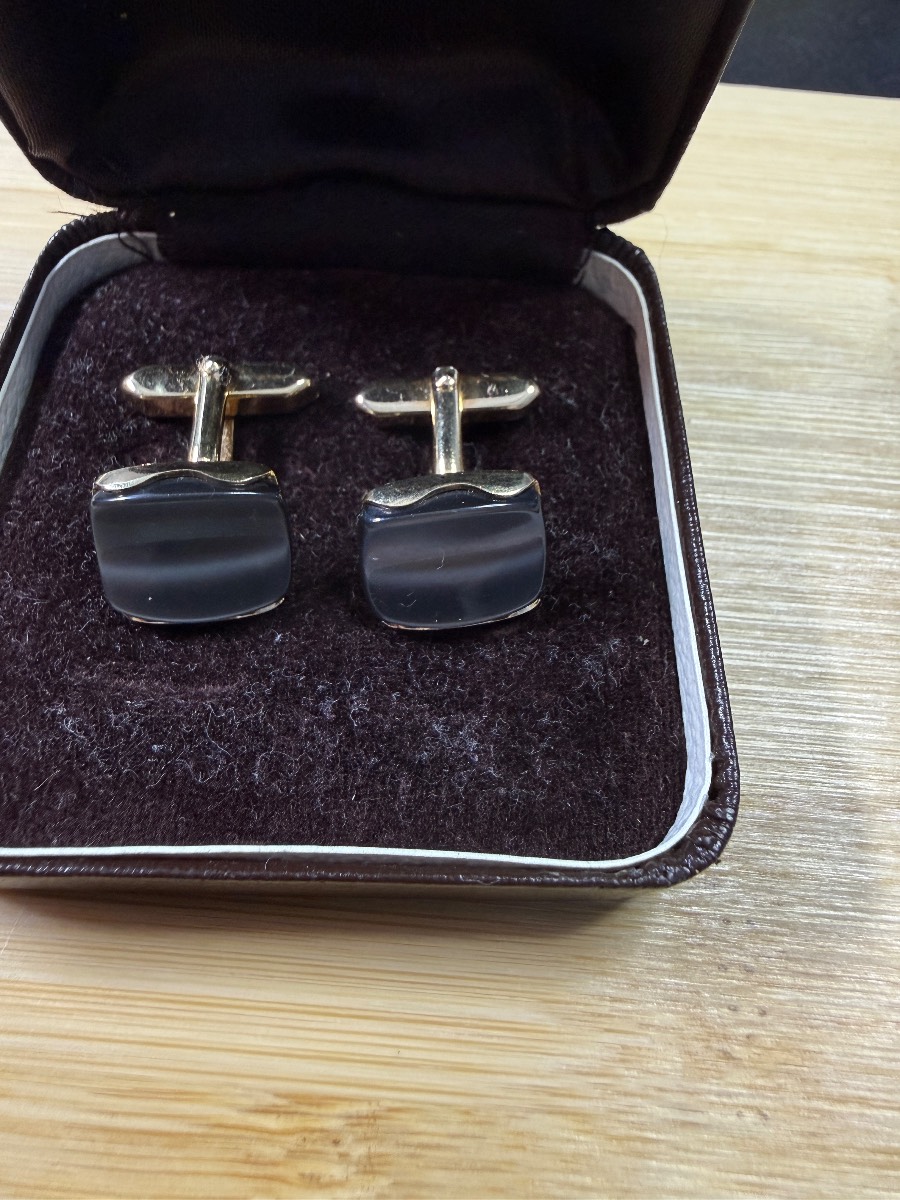 Vintage cufflinks. (BZ20)