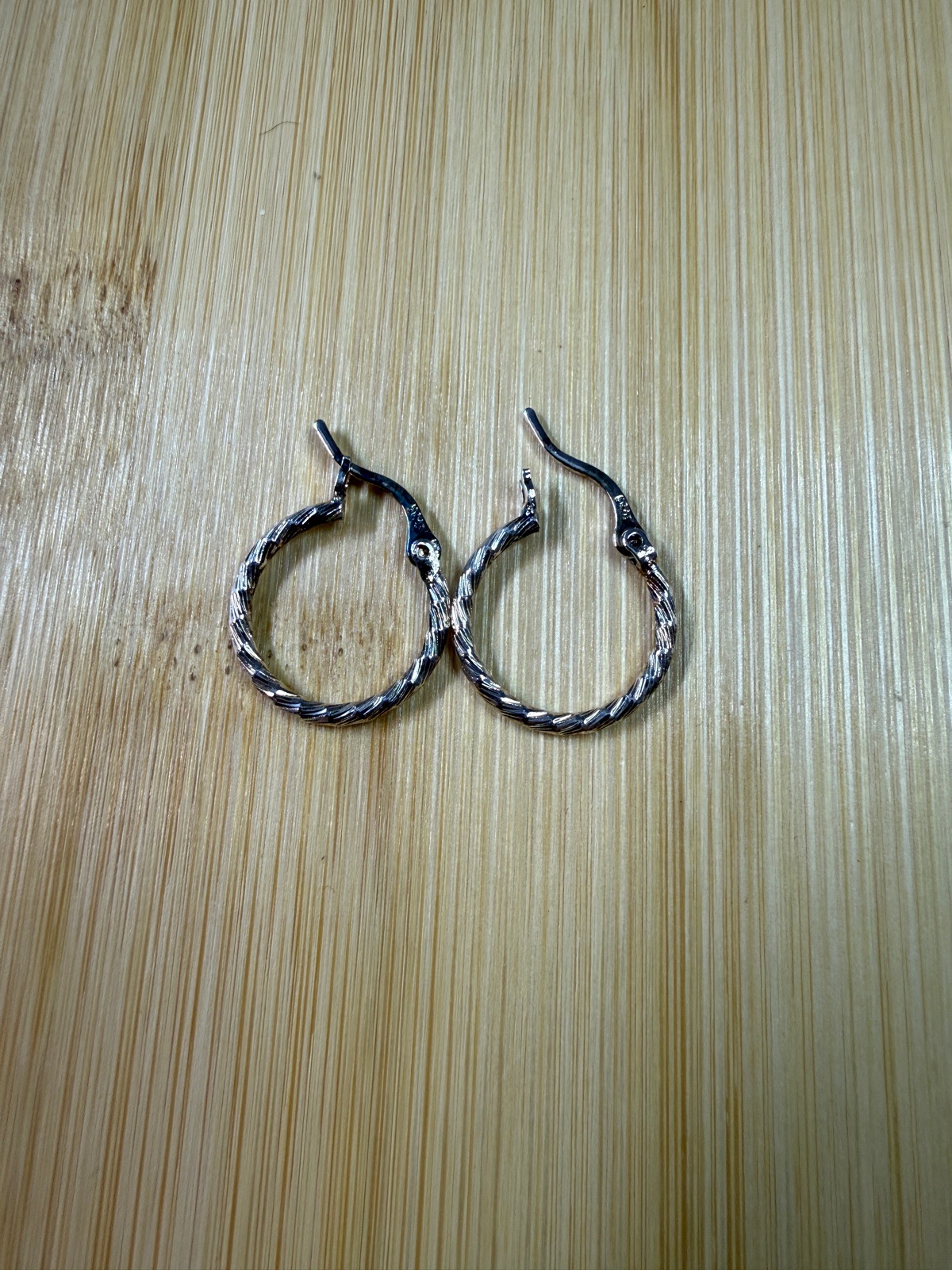 Sterling silver hoop earrings (BZ69)