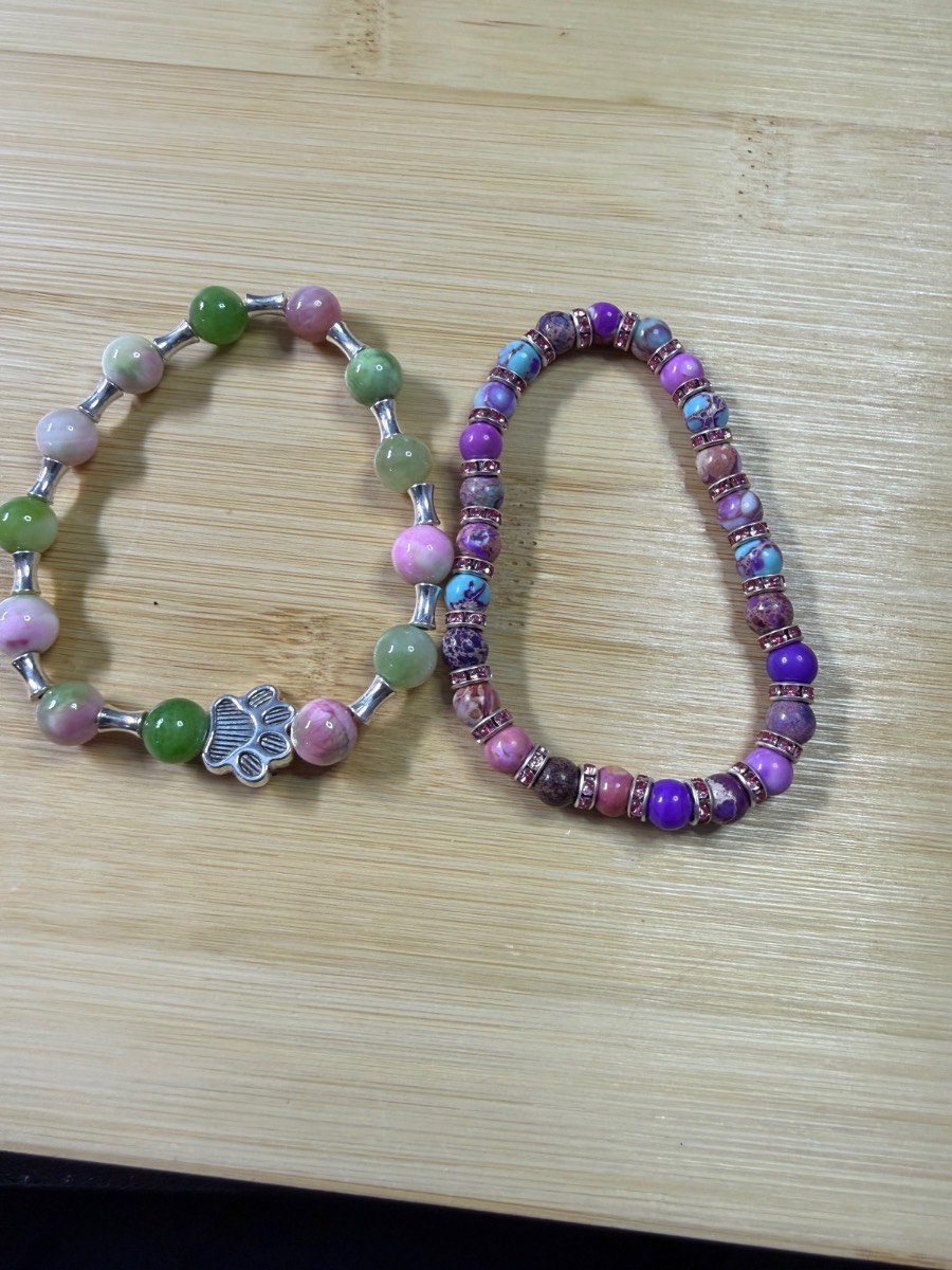 2 x natural stone bracelets  (BZ8)