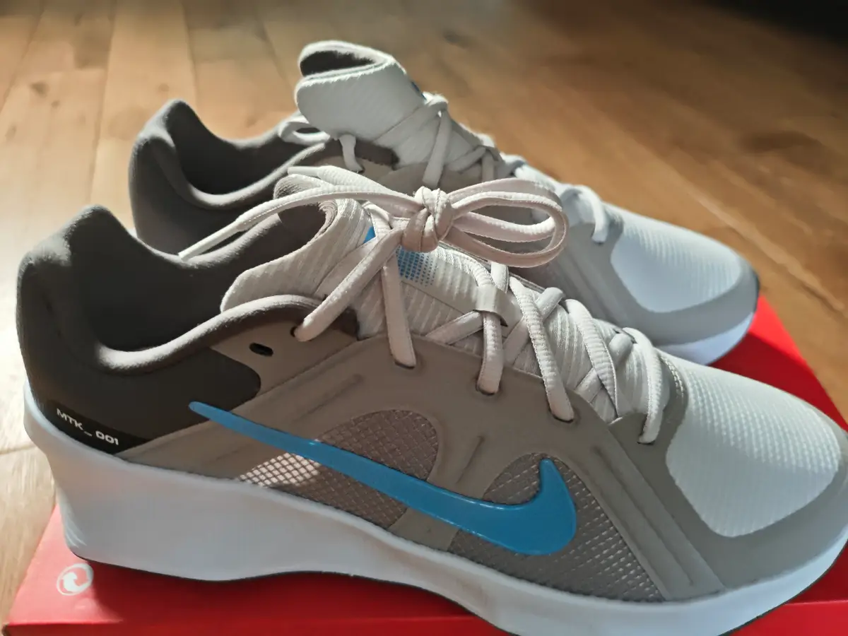 Nike Metro Tek - UK Size 11