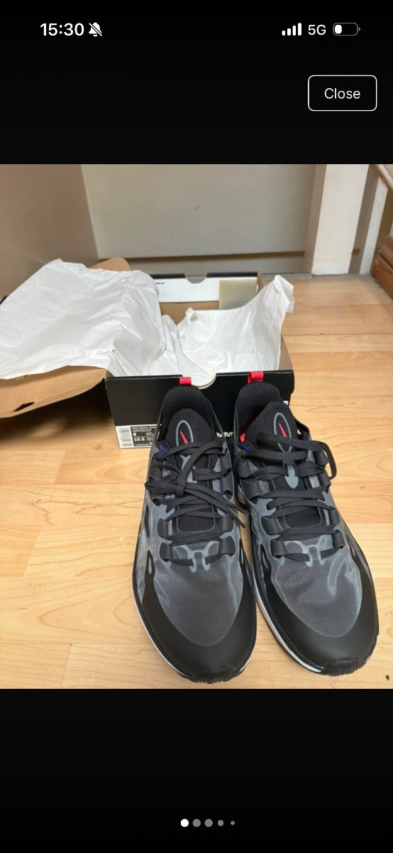 Men’s Nike trainers