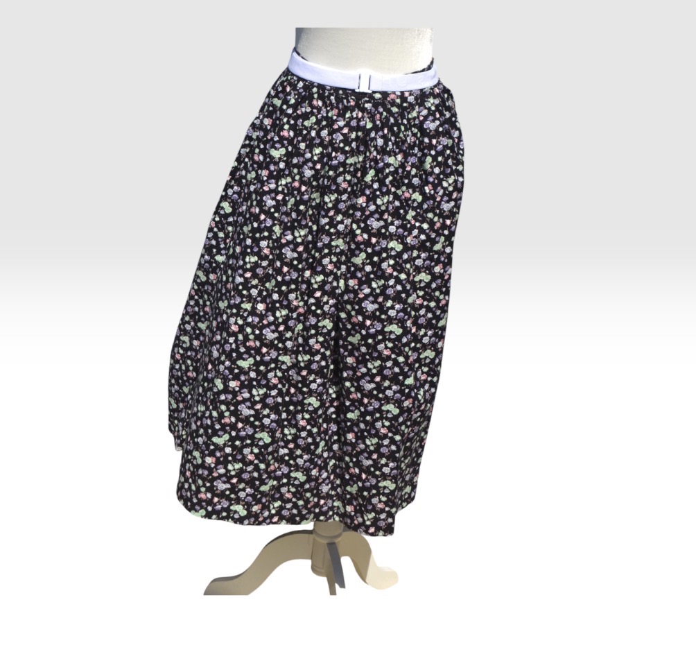 💜🦋 Vintage 1970s Handmade Navy Pattern Cotton Skirt | UK 6–8 🦋💜