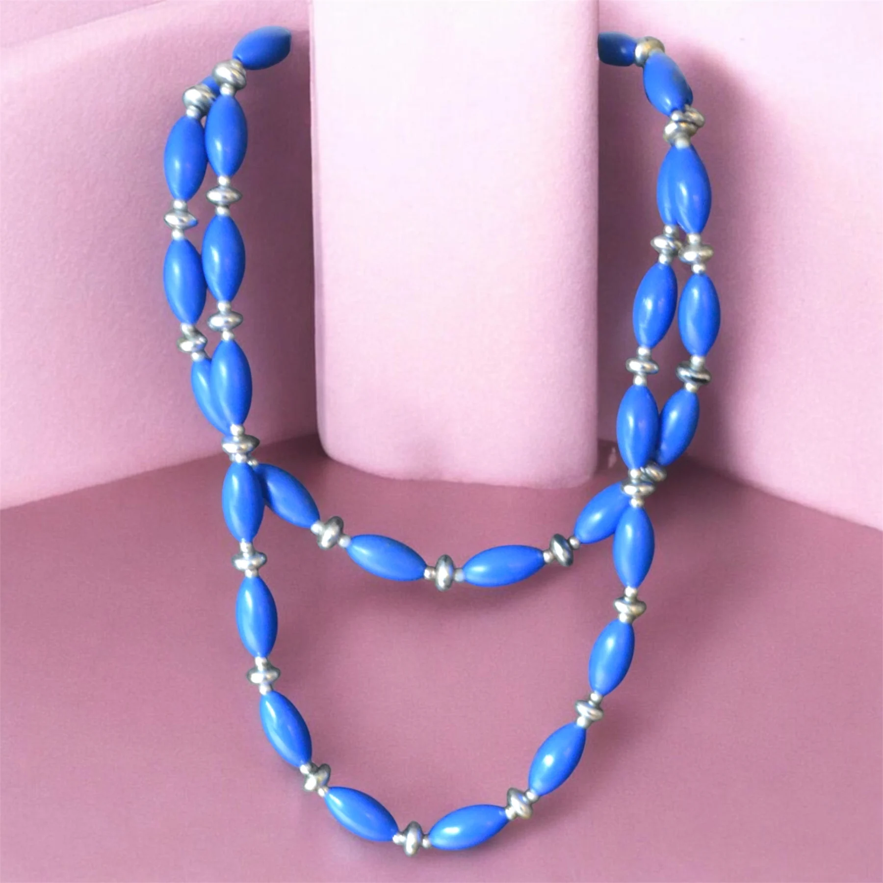 💙 Vintage 1970s Blue & Silver Beaded Necklace | Retro Statement Jewellery 💙
