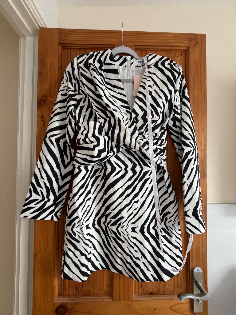 Missguided Zebra Print Blazer Dress size 8 with Shoulder Pads - Brand New