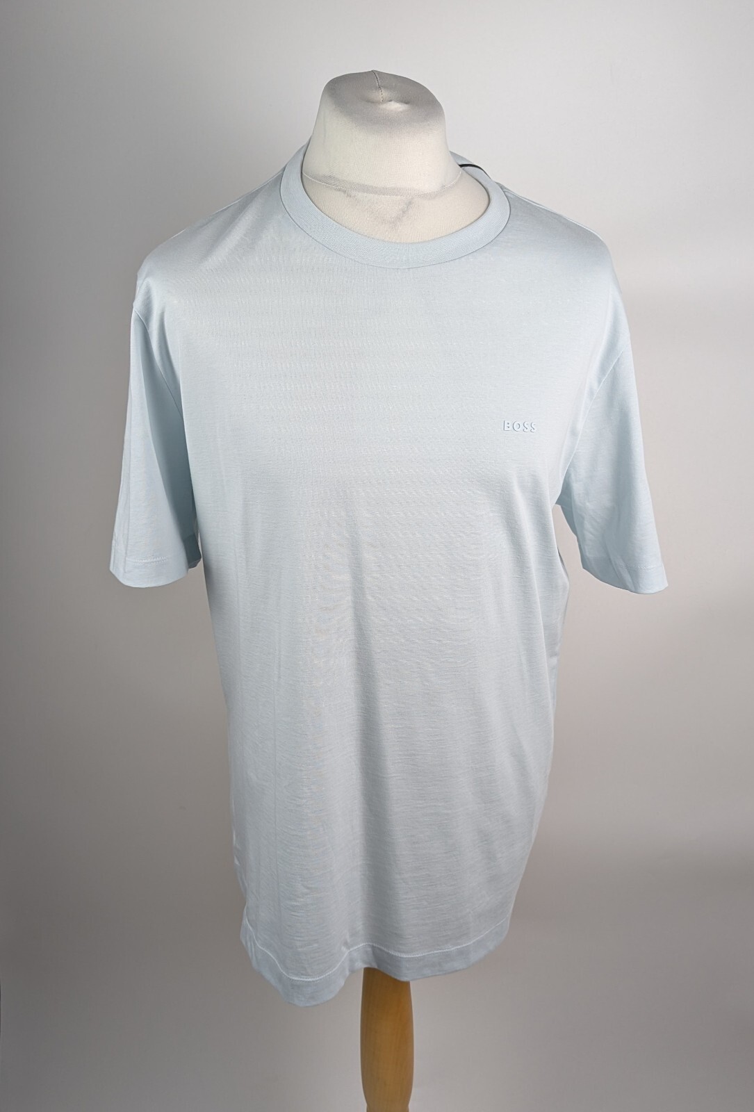 Boss Men's HBB Thompson Tonal Logo T-Shirt in light pastel blue Size UK XL