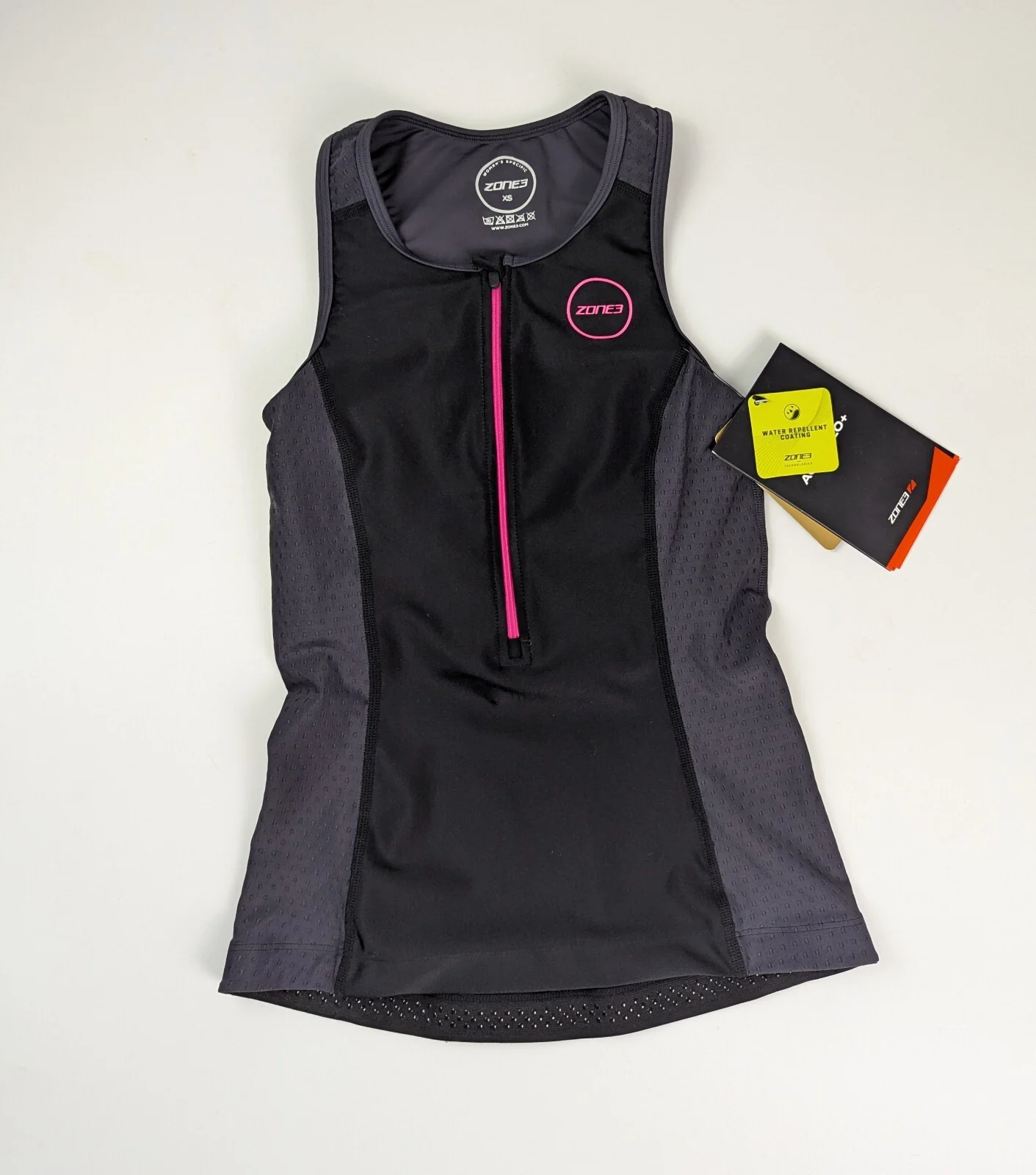 ZONE3 Aquaflo Plus Womens Tri Swim Top - Black/Pink - Size 8 XS sports swimming
