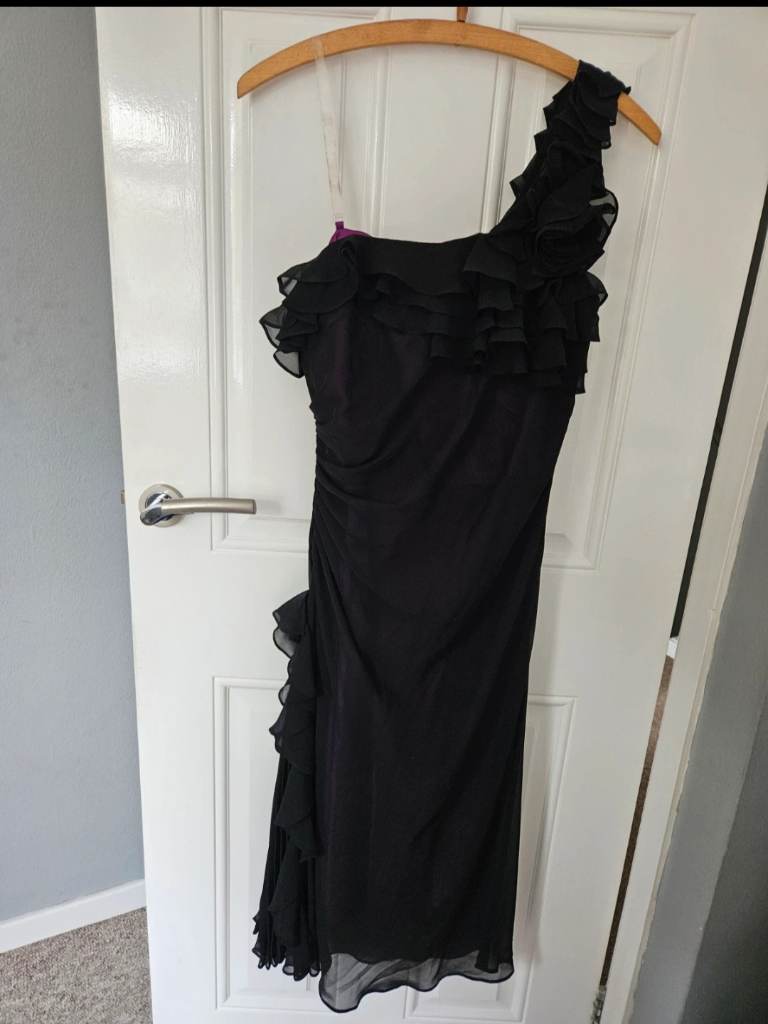 Black evening dress size 10 Pearce Fionda