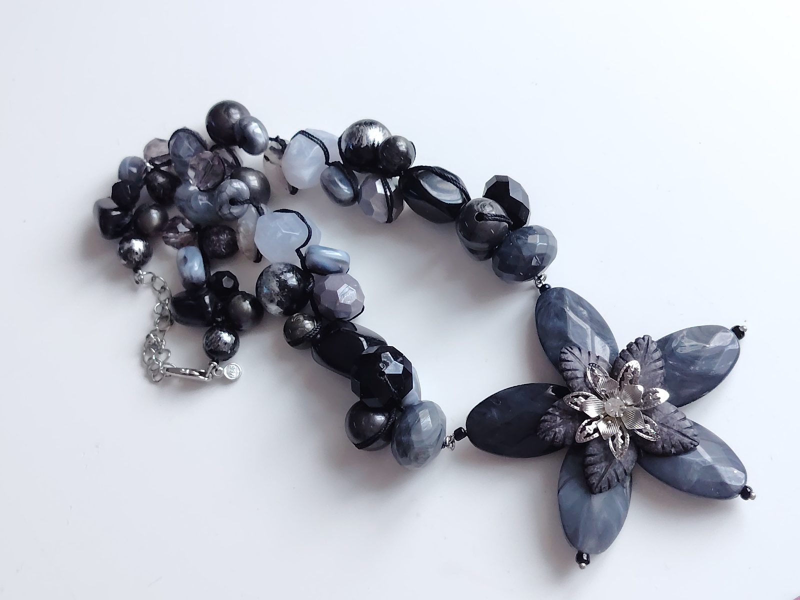 Marks and Spencer grey swirl flower pendant bead beaded necklace boho layering