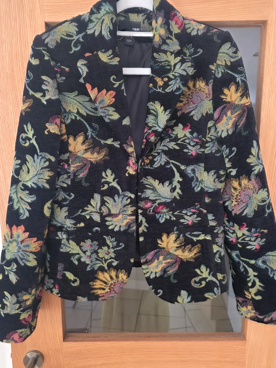 H&M tapestry jacket-Size eu 38/uk 10