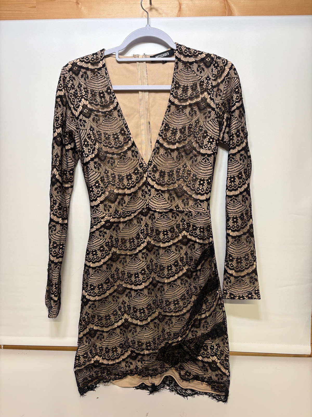 Women’s beige & black miss guided dress - size 10
