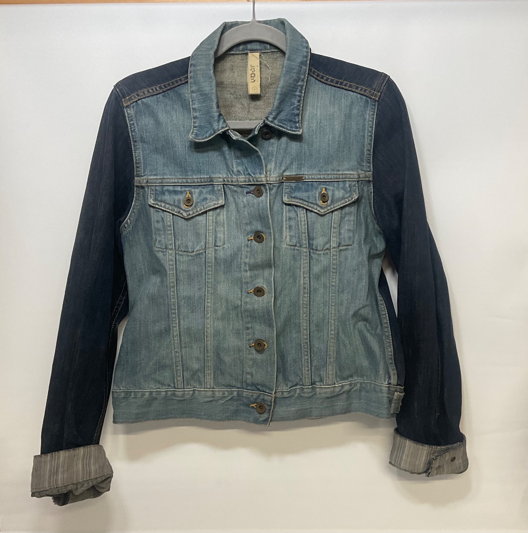 Vintage women’s denim jacket, size 4 (UK 12/14) by Ted Baker