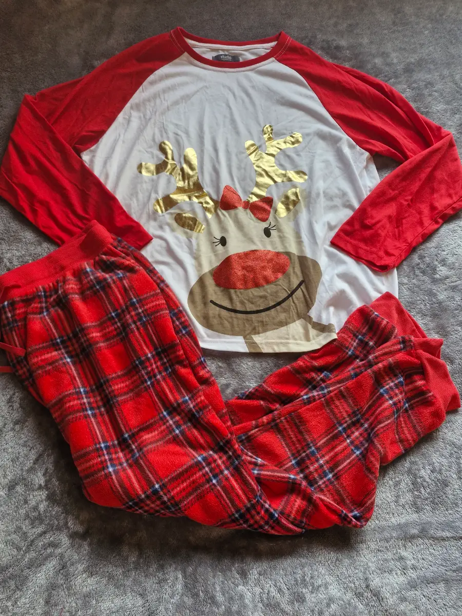 Ladies Christmas pjs size uk 20-22 bnwot