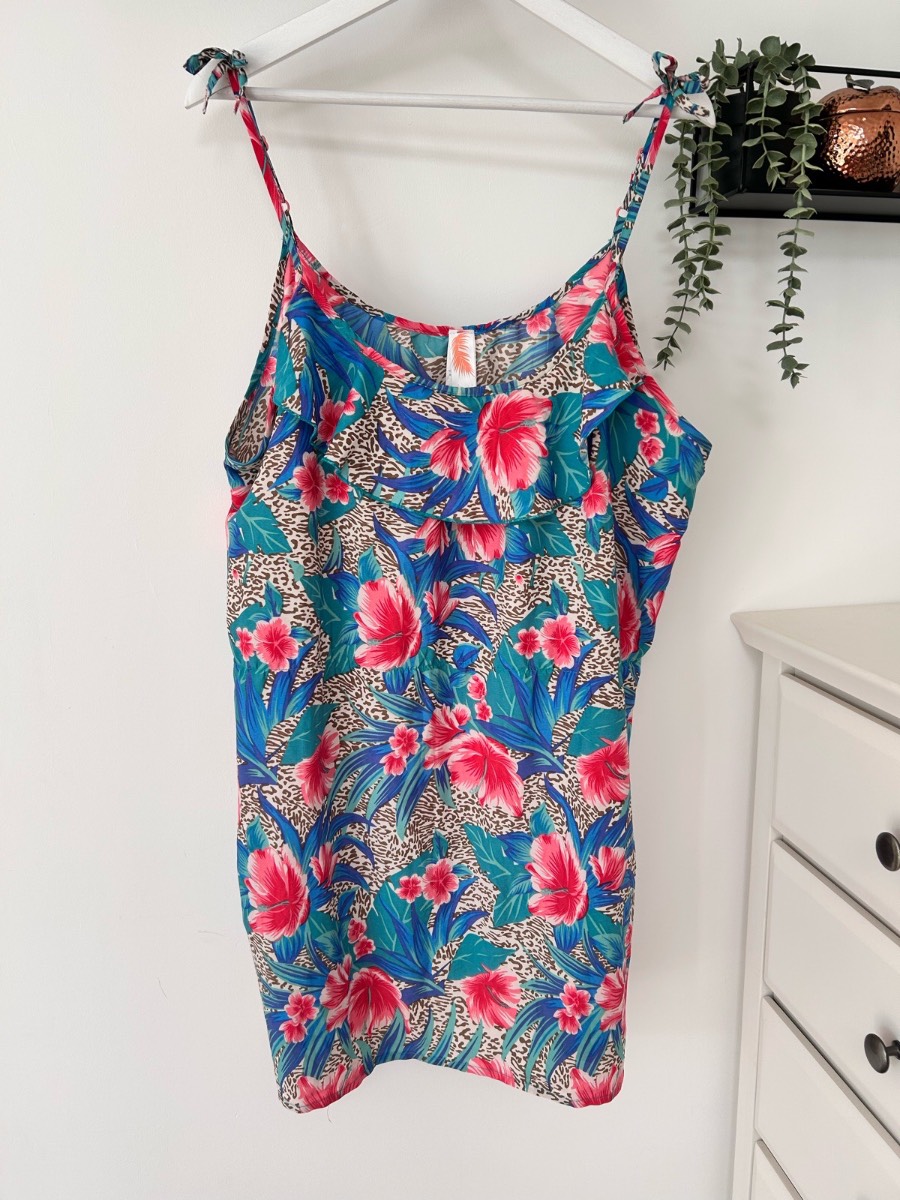 Ocean club tropical floral/animal print frill cami top size 18/20
