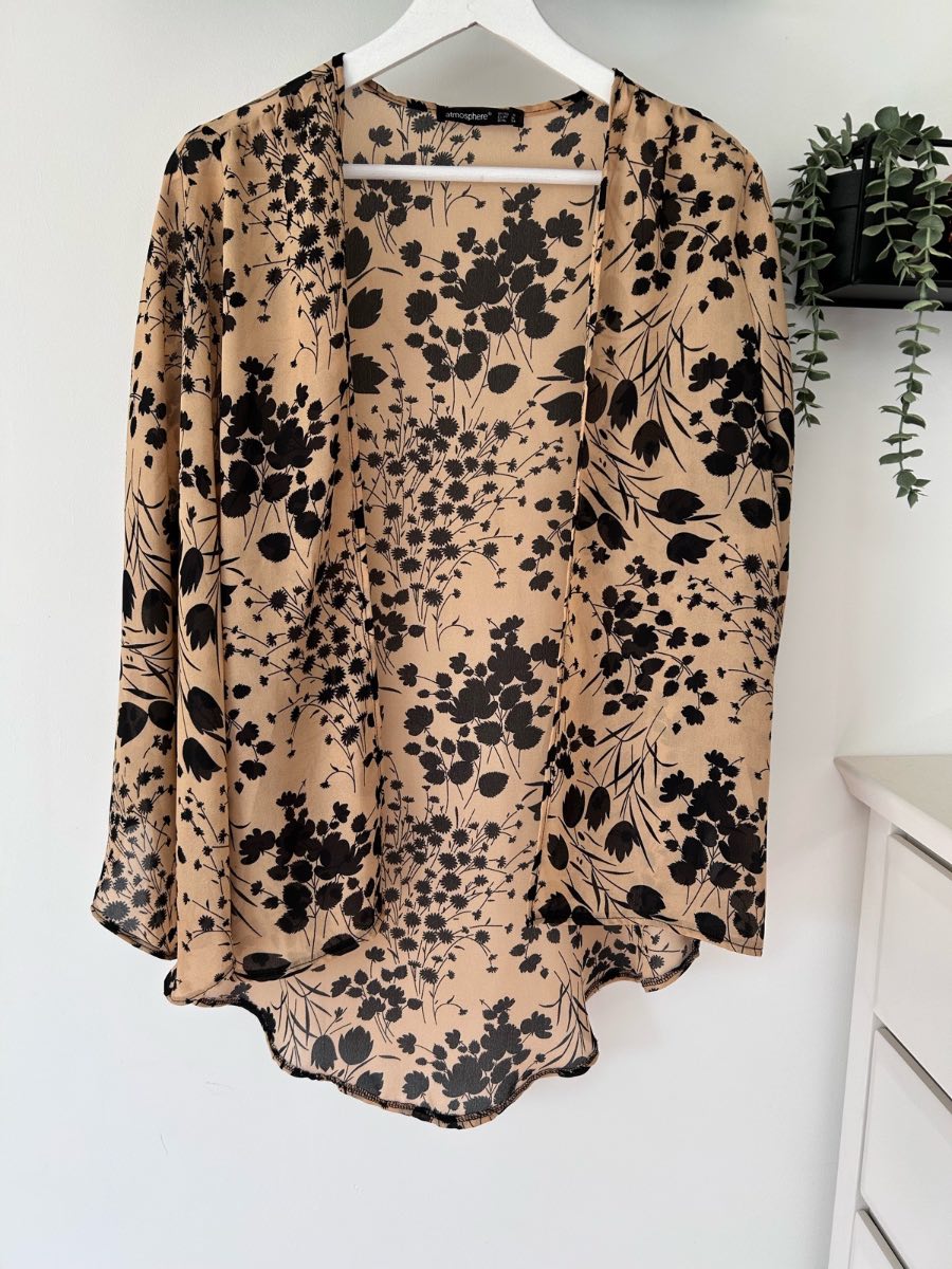 Atmosphere Beige & black floral open oversized sleeve kimono cover up size 8