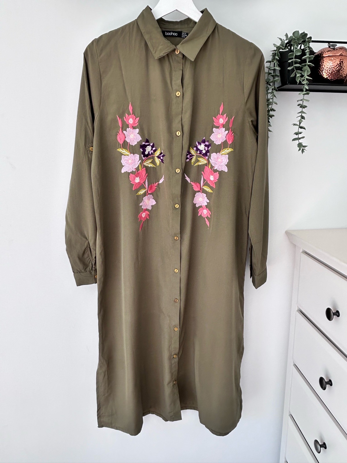 Boohoo khaki embroidered tie back sleeve blouse dress size 12