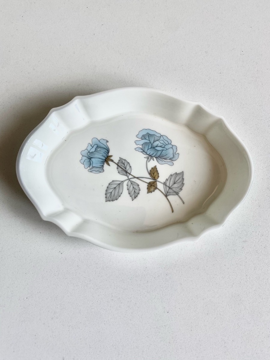 Vintage bone china Wedgwood Ice Rose trinket dish