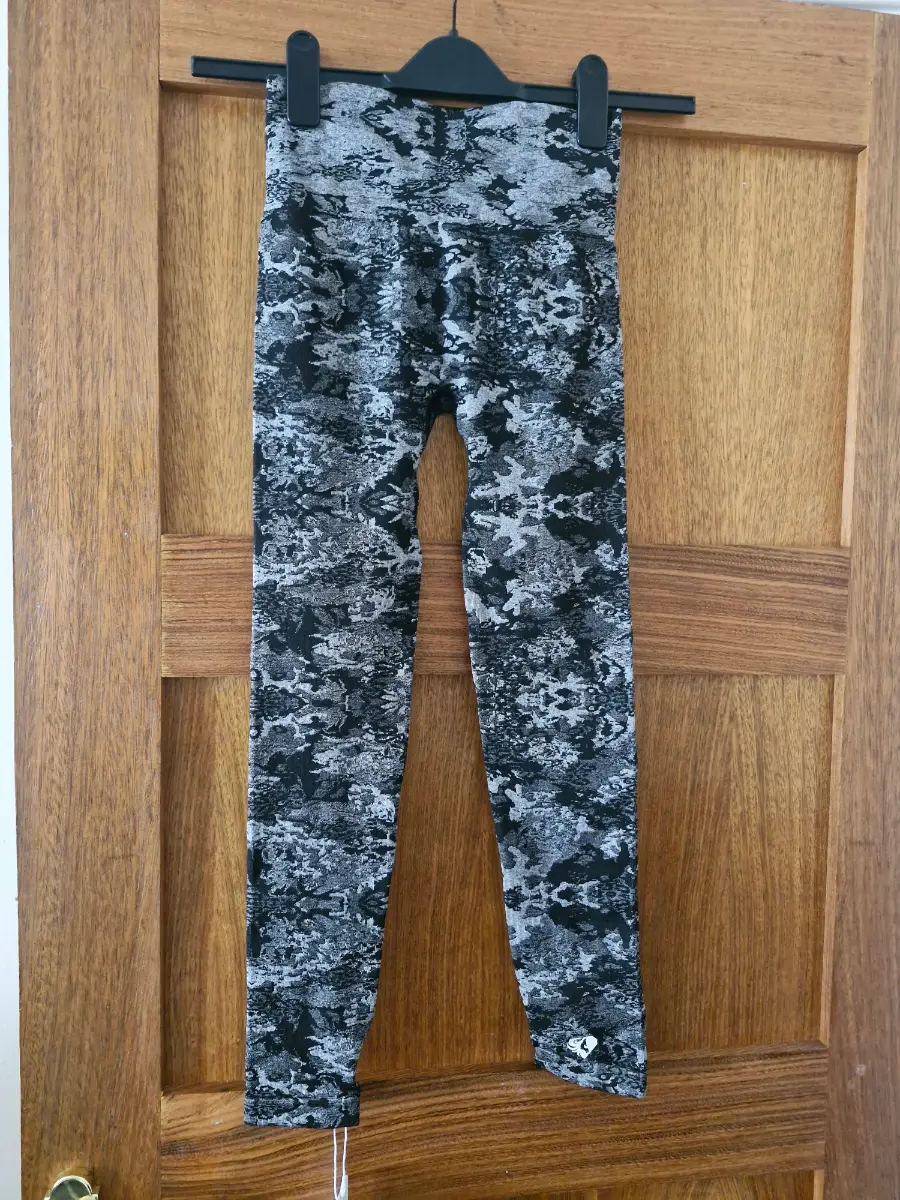 Womens best ladies leggings size small new with tags