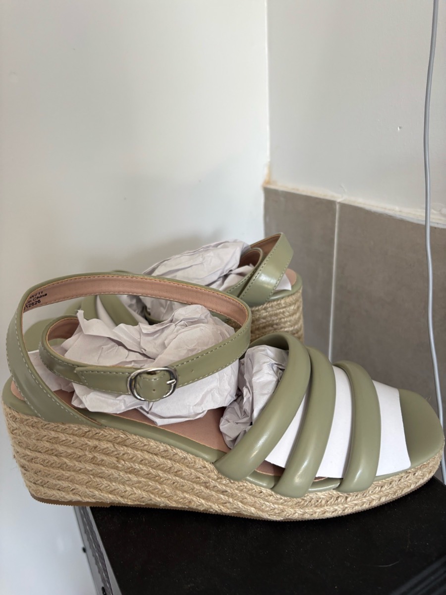 Jd Williams sage wedge espadrille sandals size 7wide