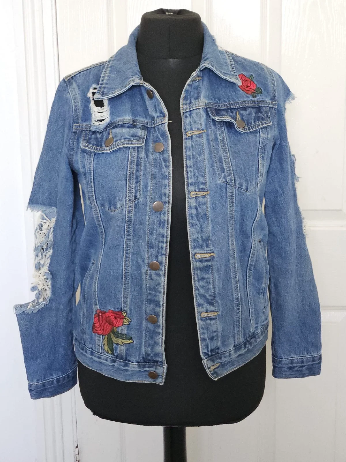 Saw It First Ripped Distressed Sleeve Denim Jacket Red Rose Heart Size 8