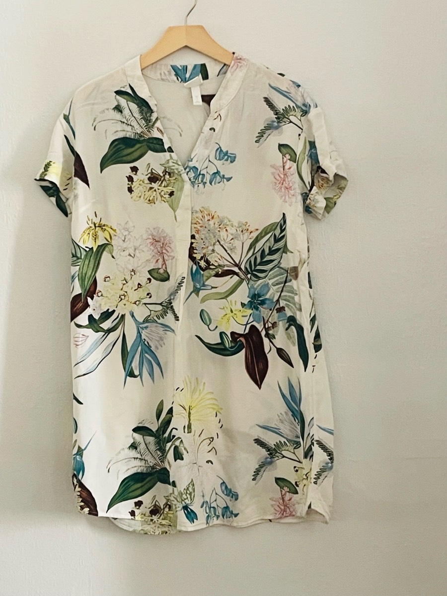 Ladies H&M botanical floor print viscose  knee length summer dress size 8 to 10