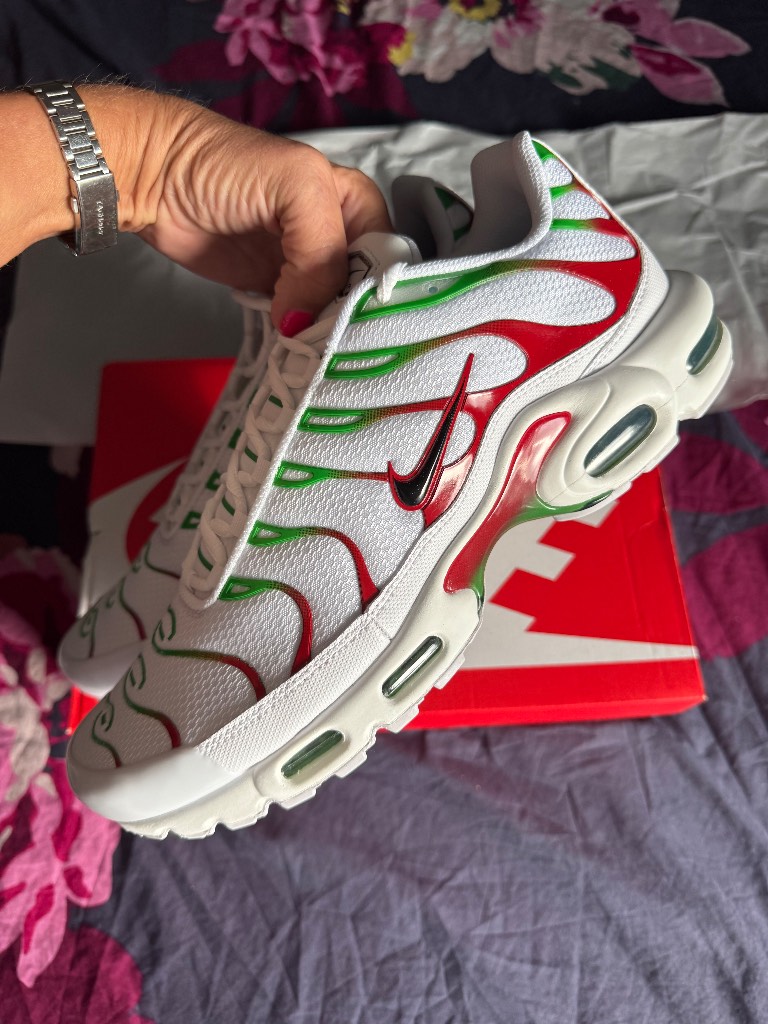 Nike TNs size 11
