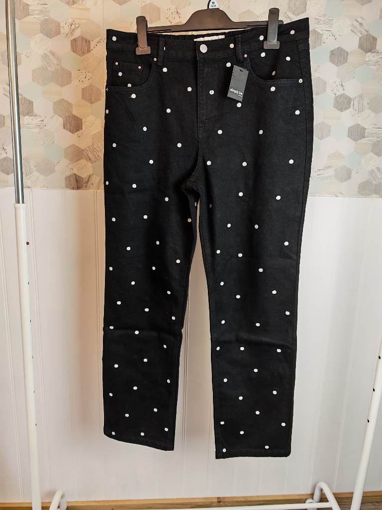 Simply Be Mono Spot Embroidered Denim Straight Leg Jeans in Black| Size 16R