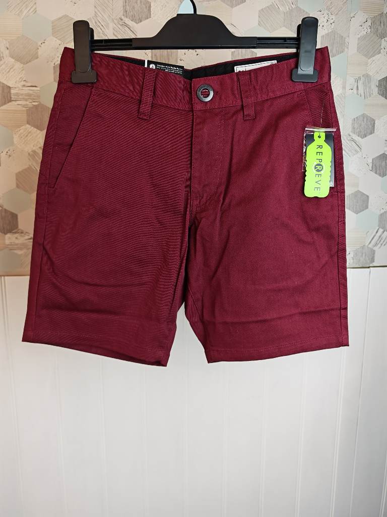 Volcom Frickin Modern Stretch Chino Shorts in a maroon or burgundy colour| Size 26