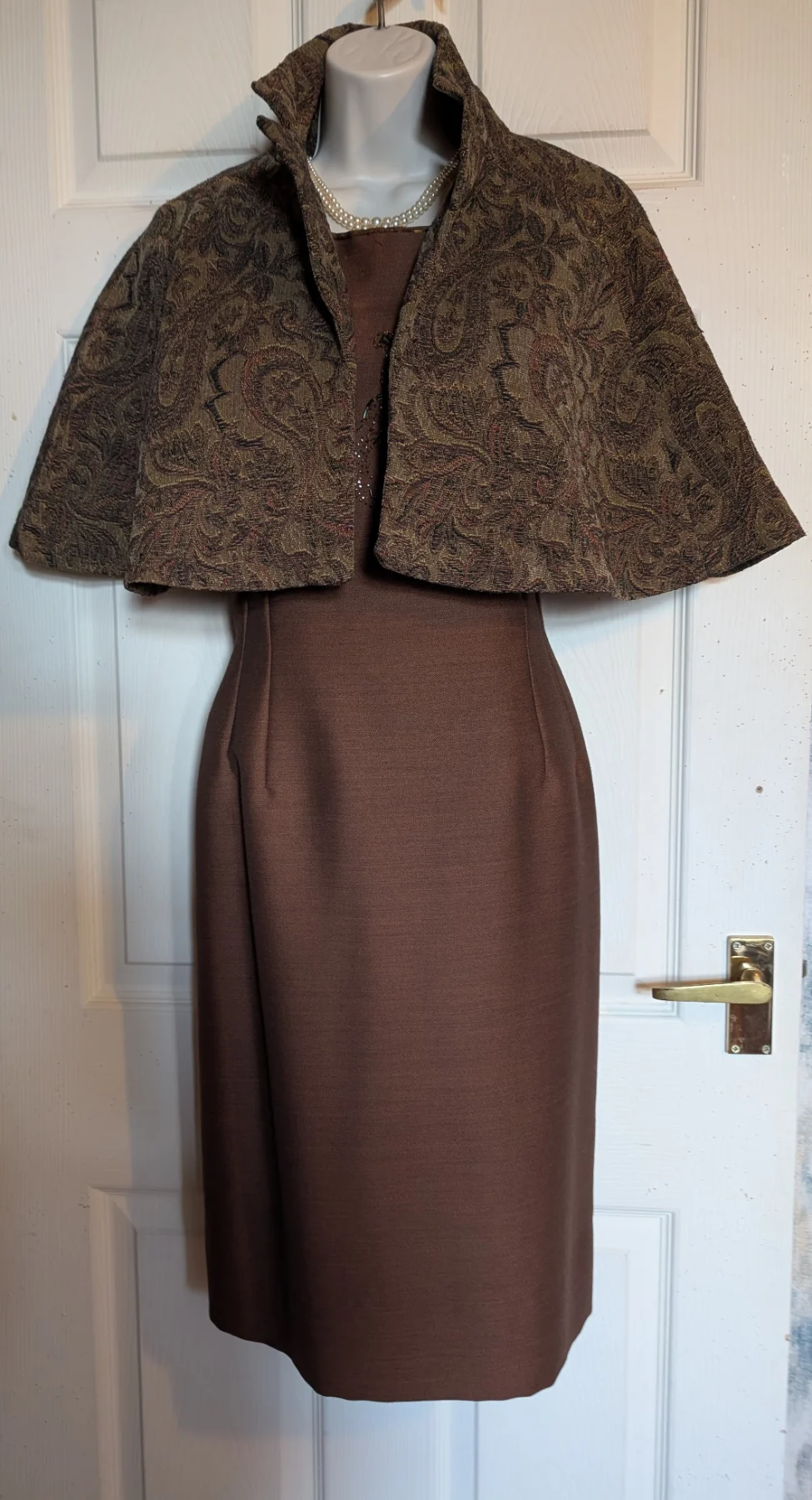 Vintage Chocolate brown Wool beaded  Retro 50s/60s  style pencil dress sz 10