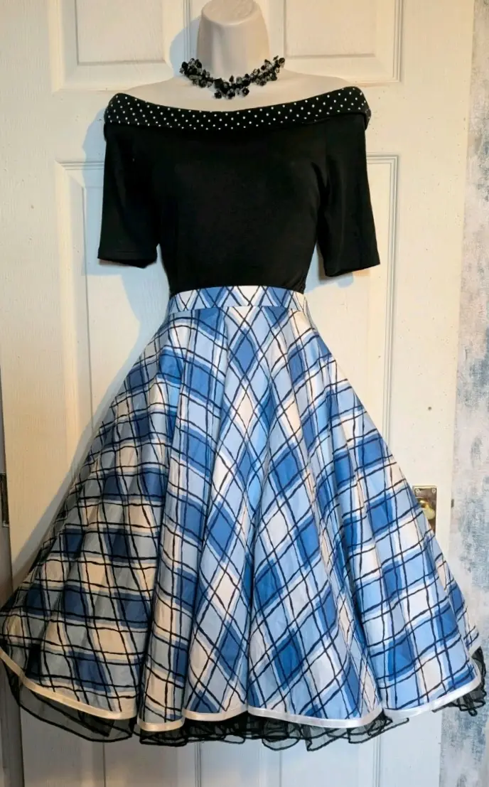 BNWT Blue check Retro 50s Rockabilly style full circle skirt  Sz 6 26" waist