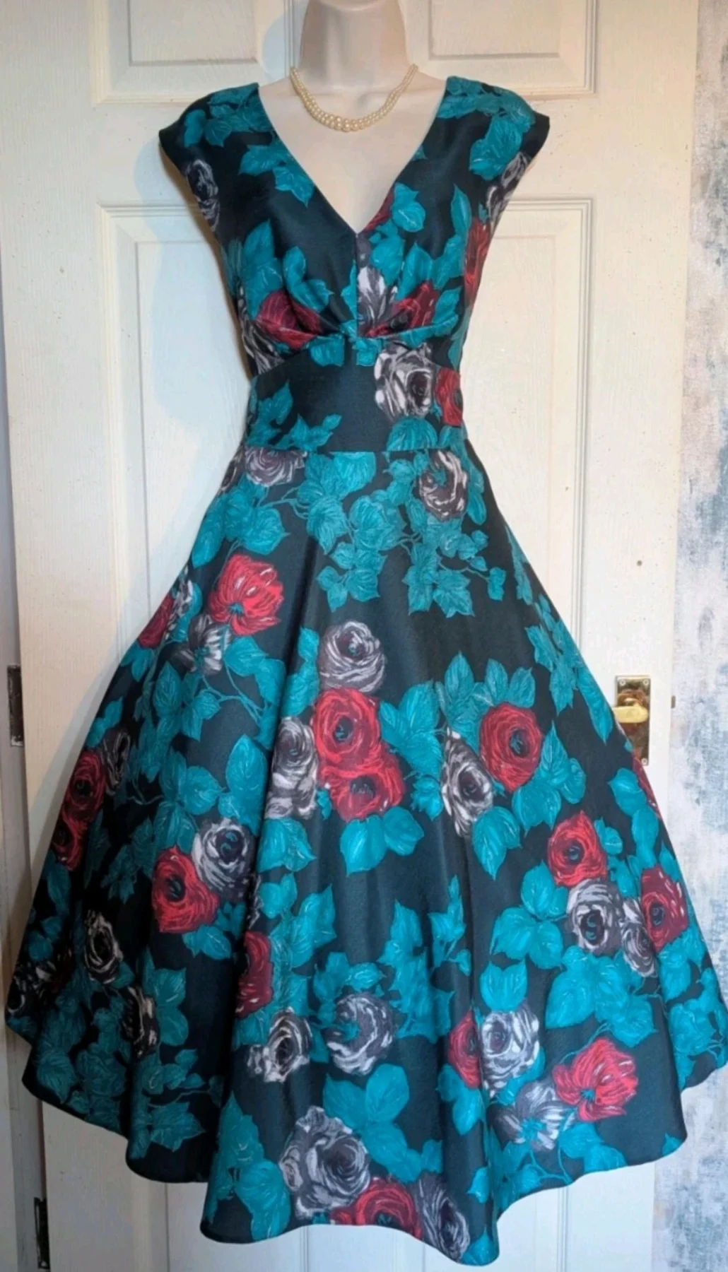 Beautiful floral Dickins & Jones  floral Retro'50s style full flare dress sz 10