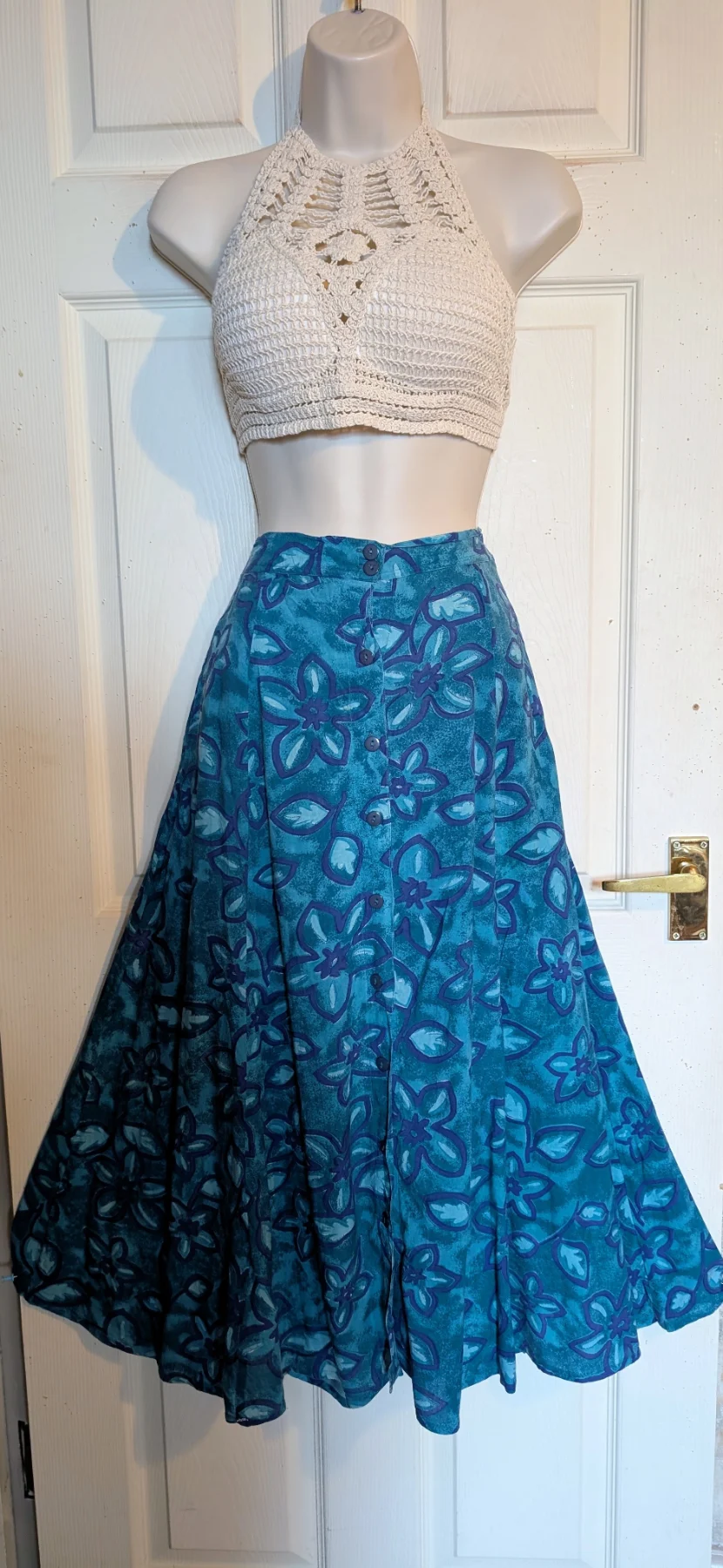 Vintage Turquoise floral button up flared midi skirt sz 10 Retro Boho wear