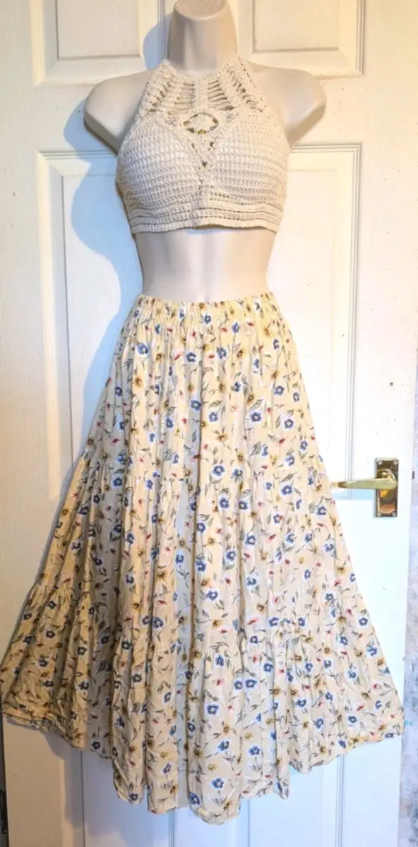 Boho 70s/80s  style pale lemon floral tiered flared midi/maxi  skirt sz 16/18