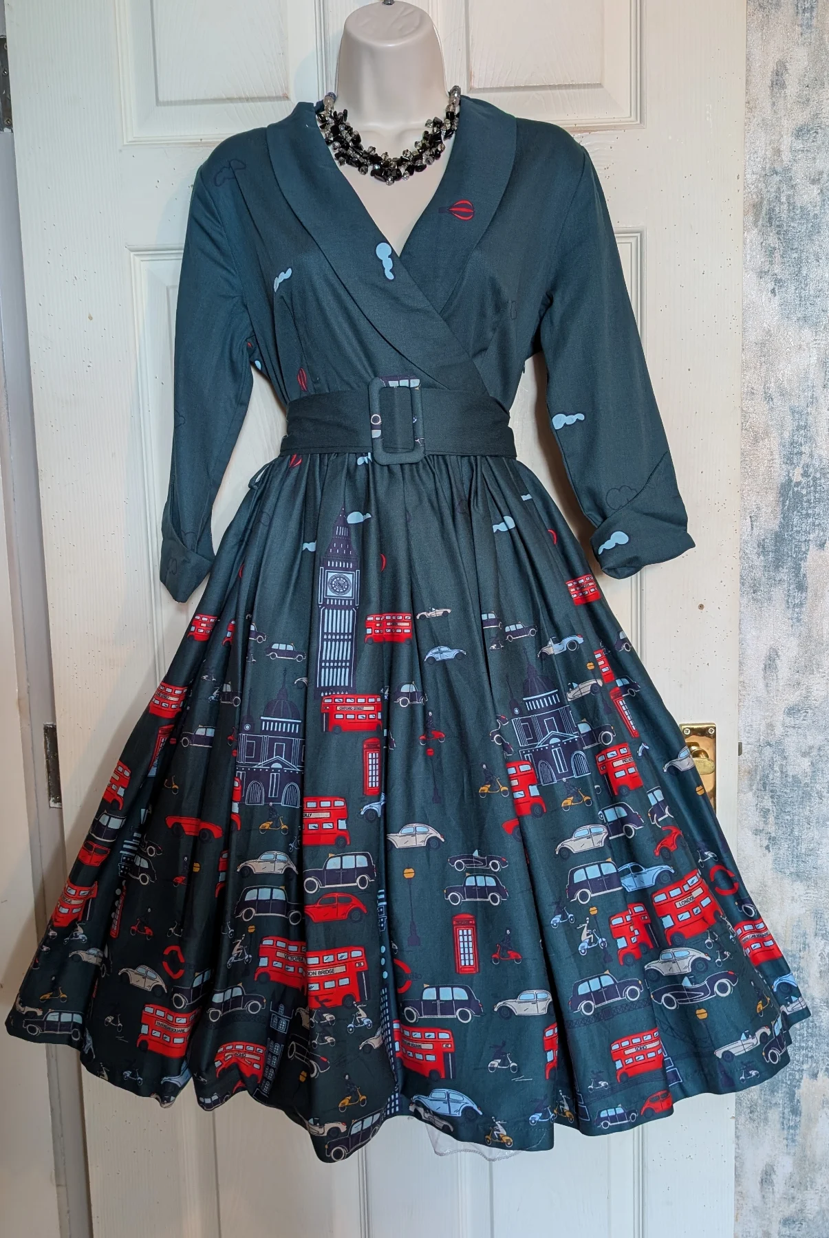 BNWT Lindy Bop Vivi London bus print Retro 50s style full flare dress sz 10