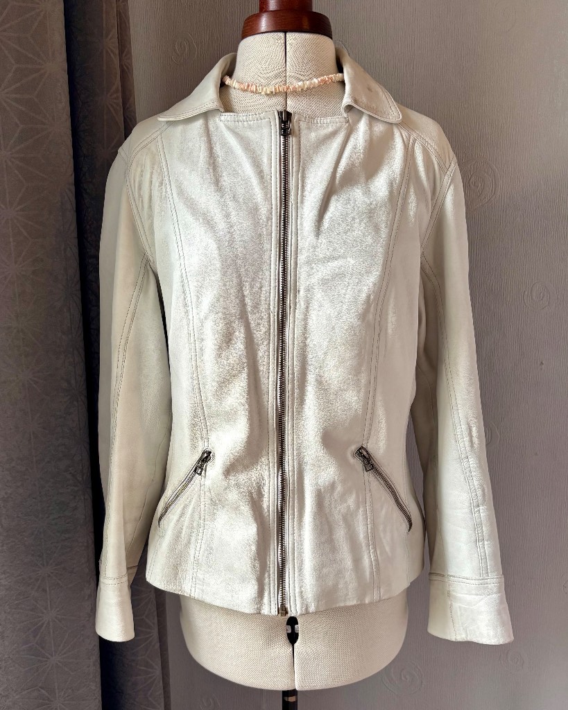 🍓🦢 Super Cute True Y2K Vintage Indiesleaze Leather Jacket - White - Size Medium 🦢🍓
