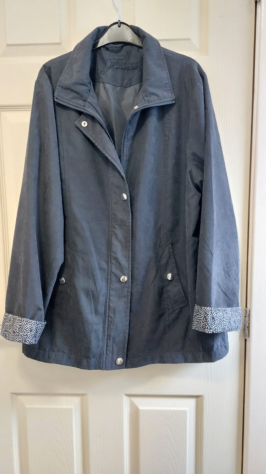 Finesse Navy Blue Jacket, Size 18