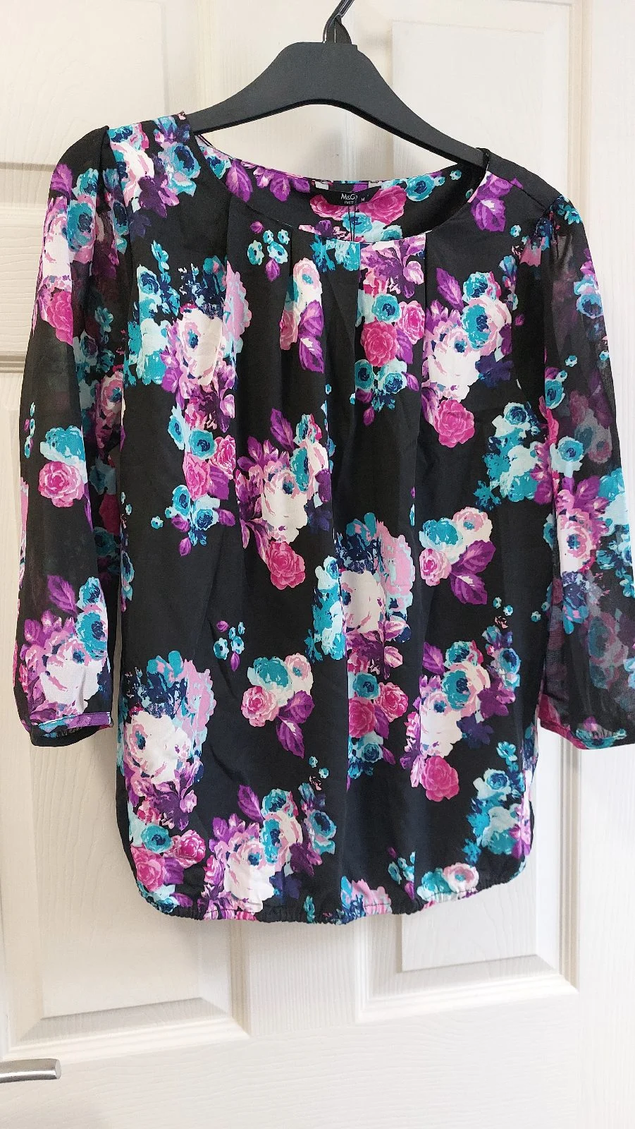 M&Co Floral Top, Size 14 Petite.