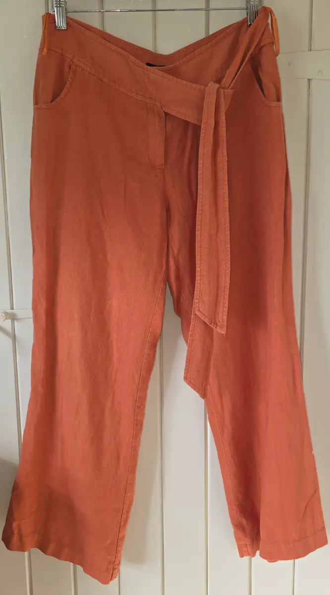 M&S Per Una. Linen cropped, wide leg trousers, tie belt. Terracotta orange. 14S