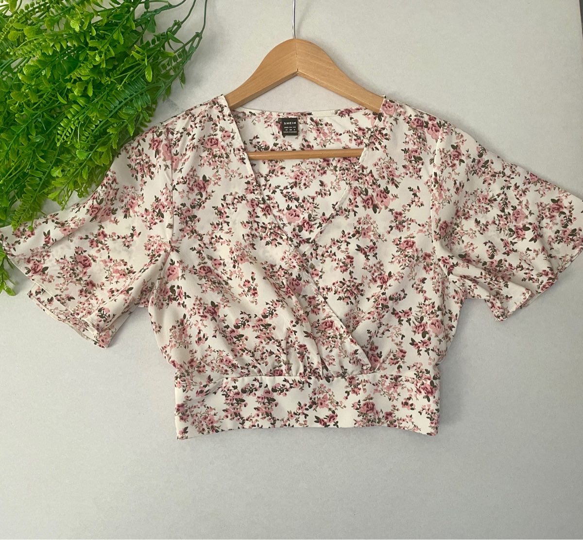 Ladies Summer Crop Top Size M