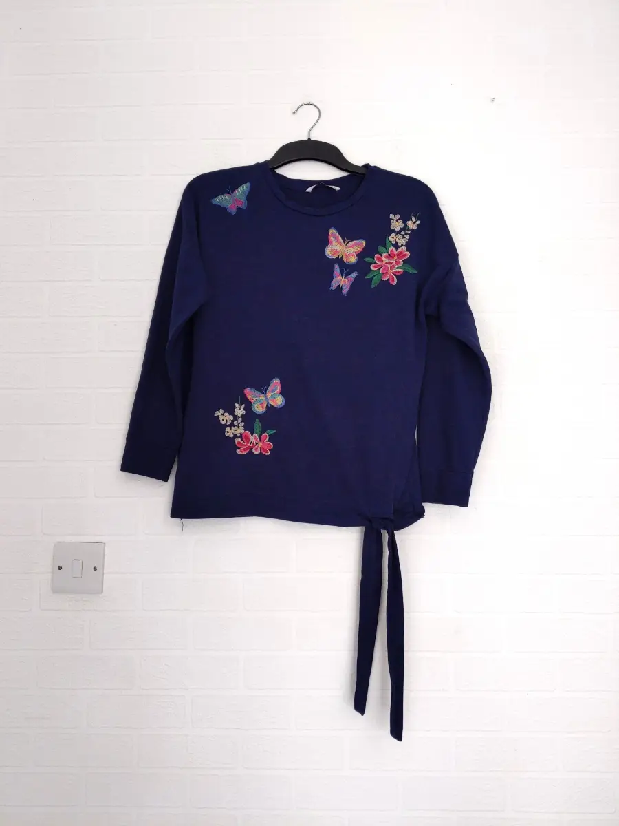 TU Navy Embroidered Top Size 10 Relaxed Fit