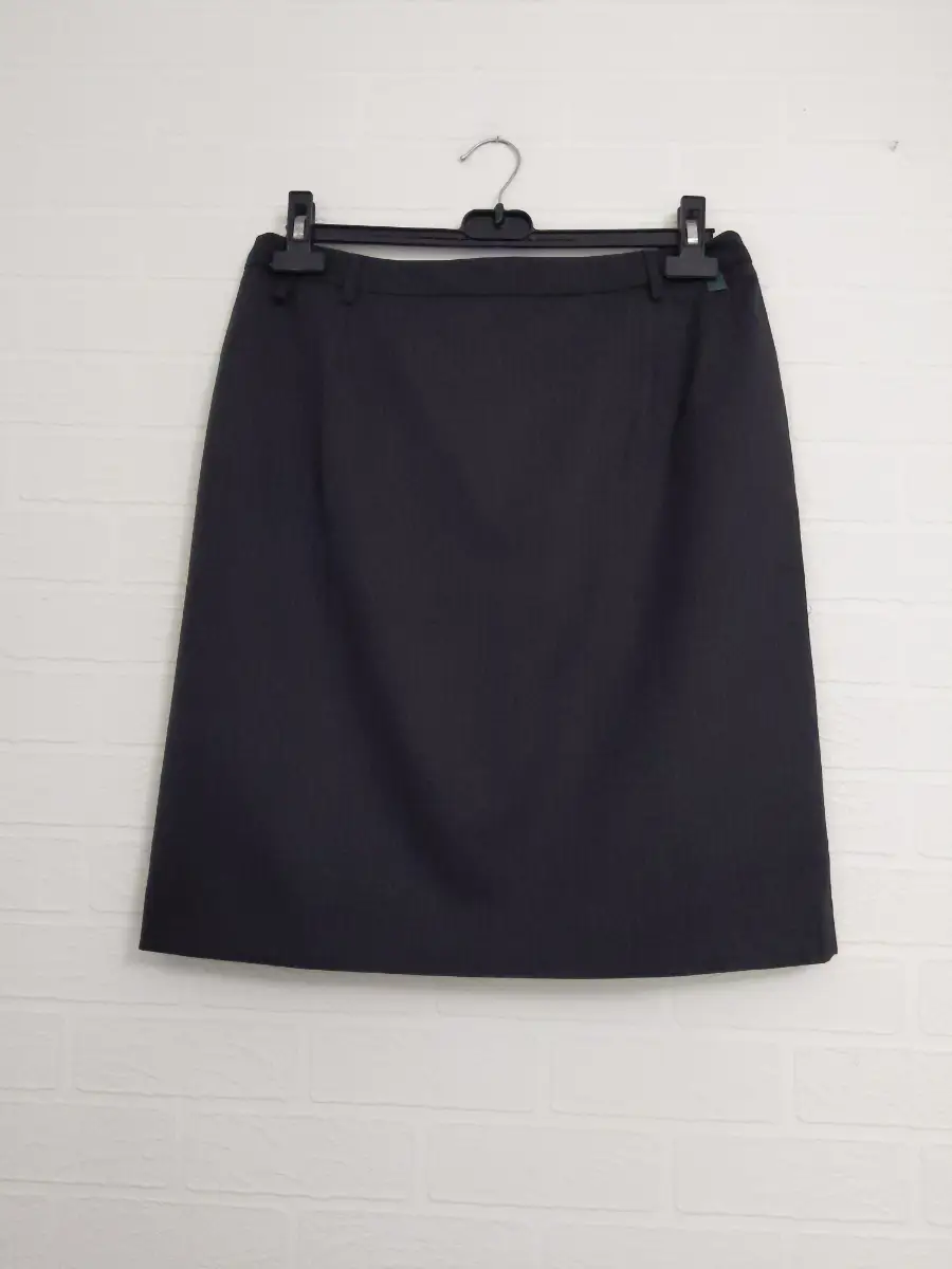 Grey Pencil skirt Size 12 Office / Work Wear Lined
