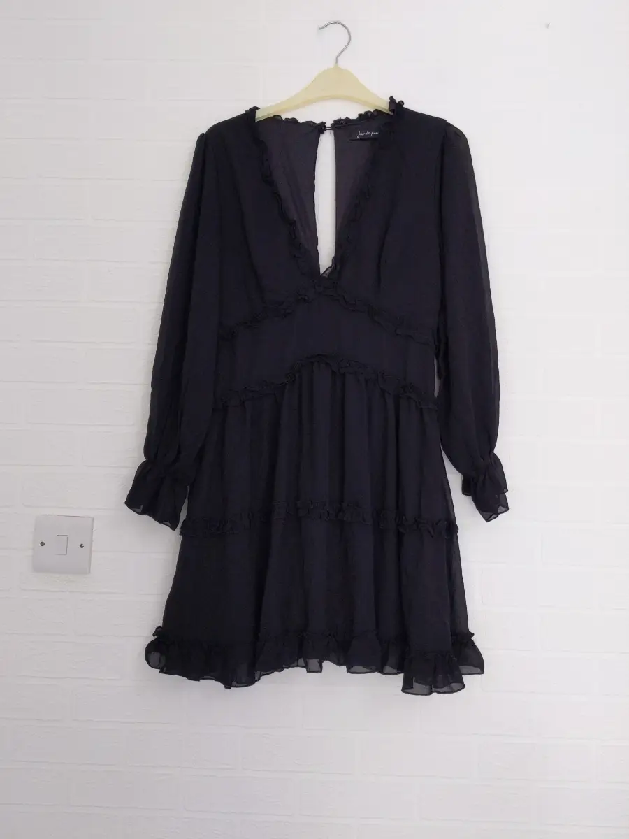 Jus De Pom Stylish Feminine Dress Size M / L Black Floaty LBD