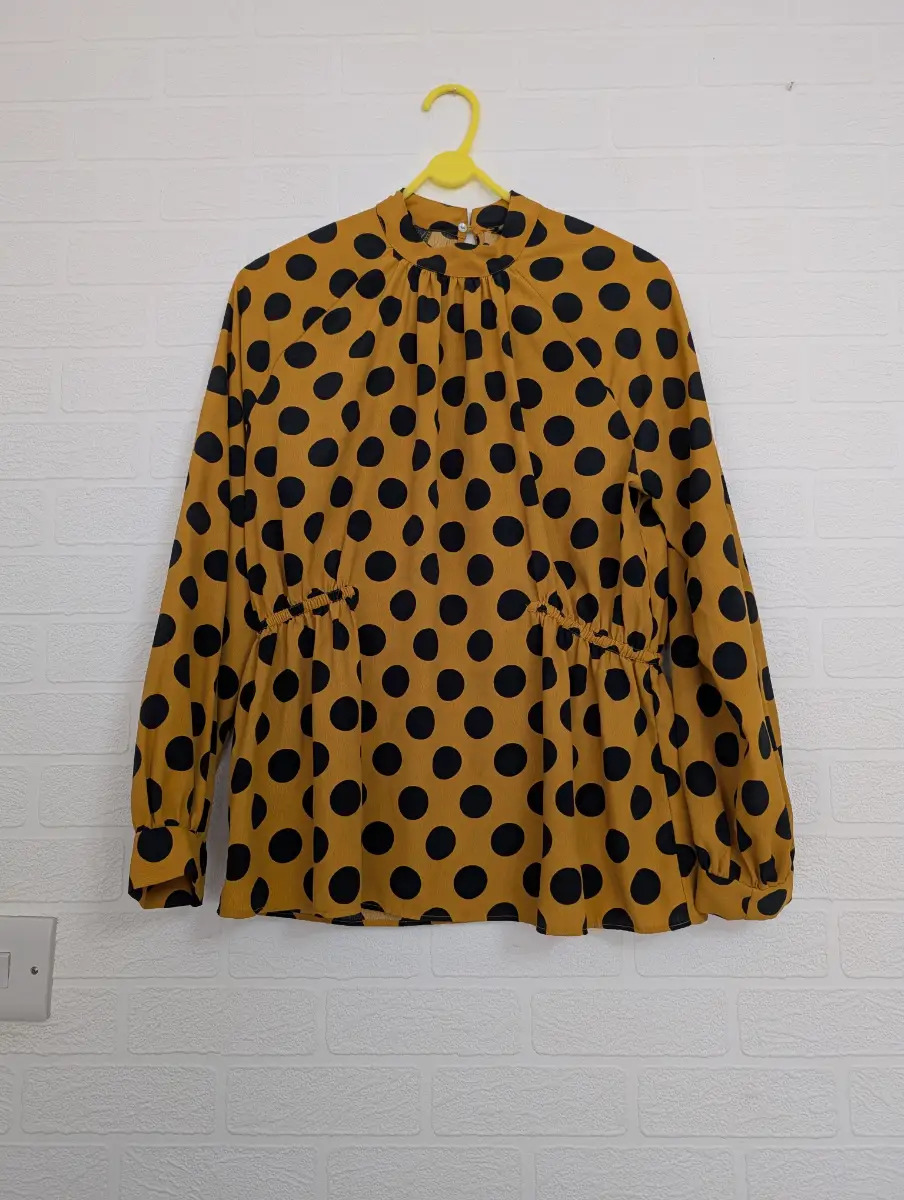 Zara Blouse Size S Gold black