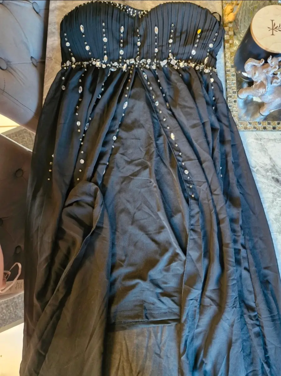 Ladies black dress size small medium