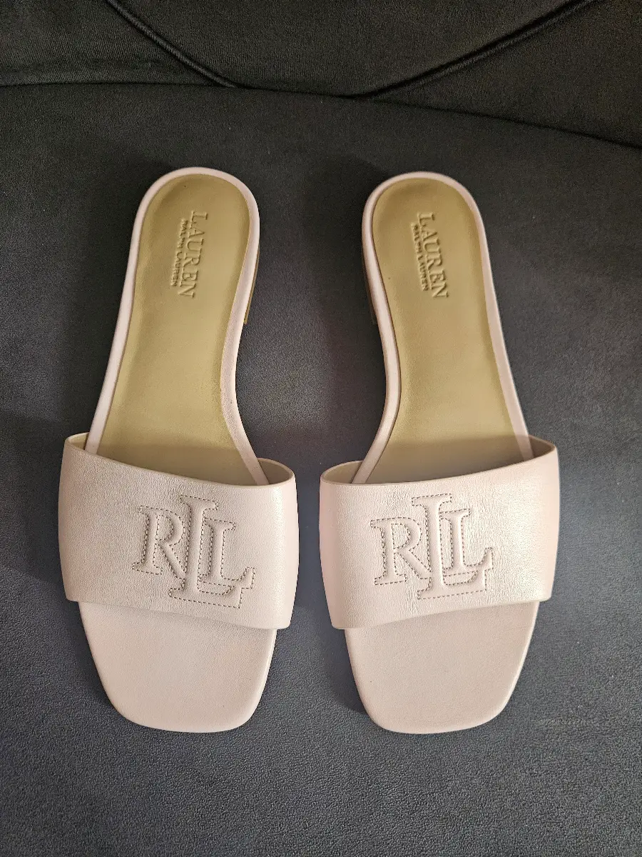 Ralph lauren pink sliders