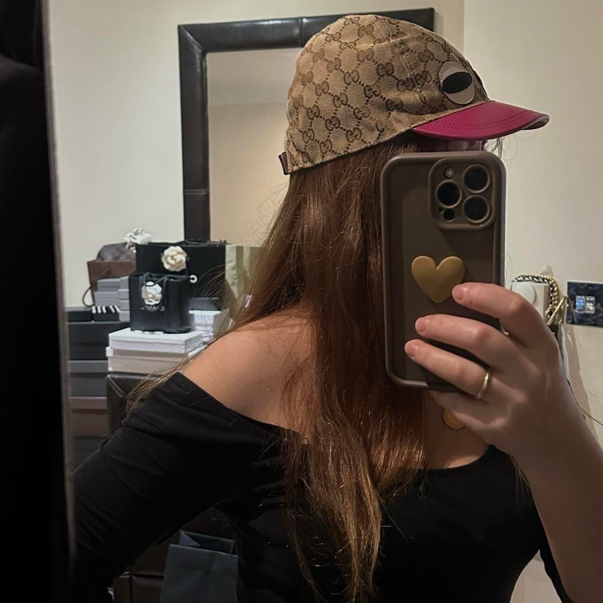 Gucci teens hat size L,can fit women’s S