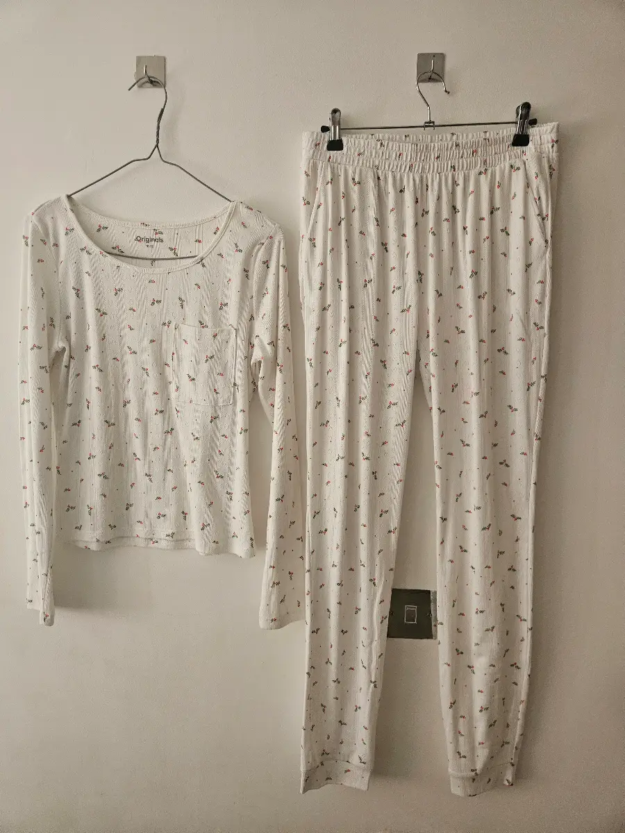 Women's pyjama set size 10 uk
