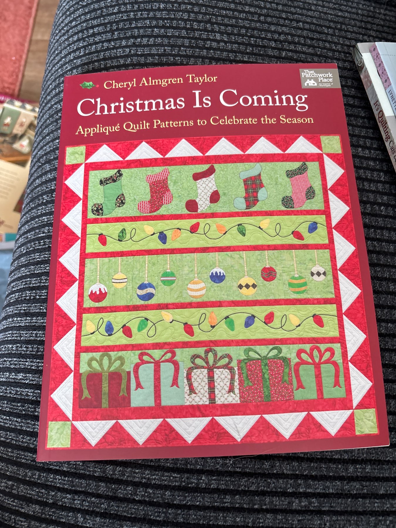 Christmas is coming quilting book