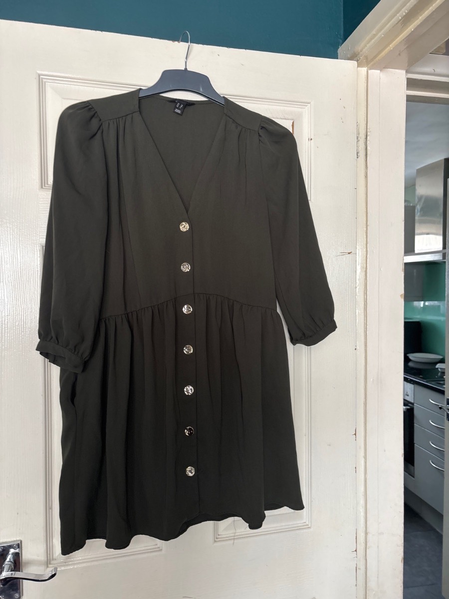 Ladies dress 10