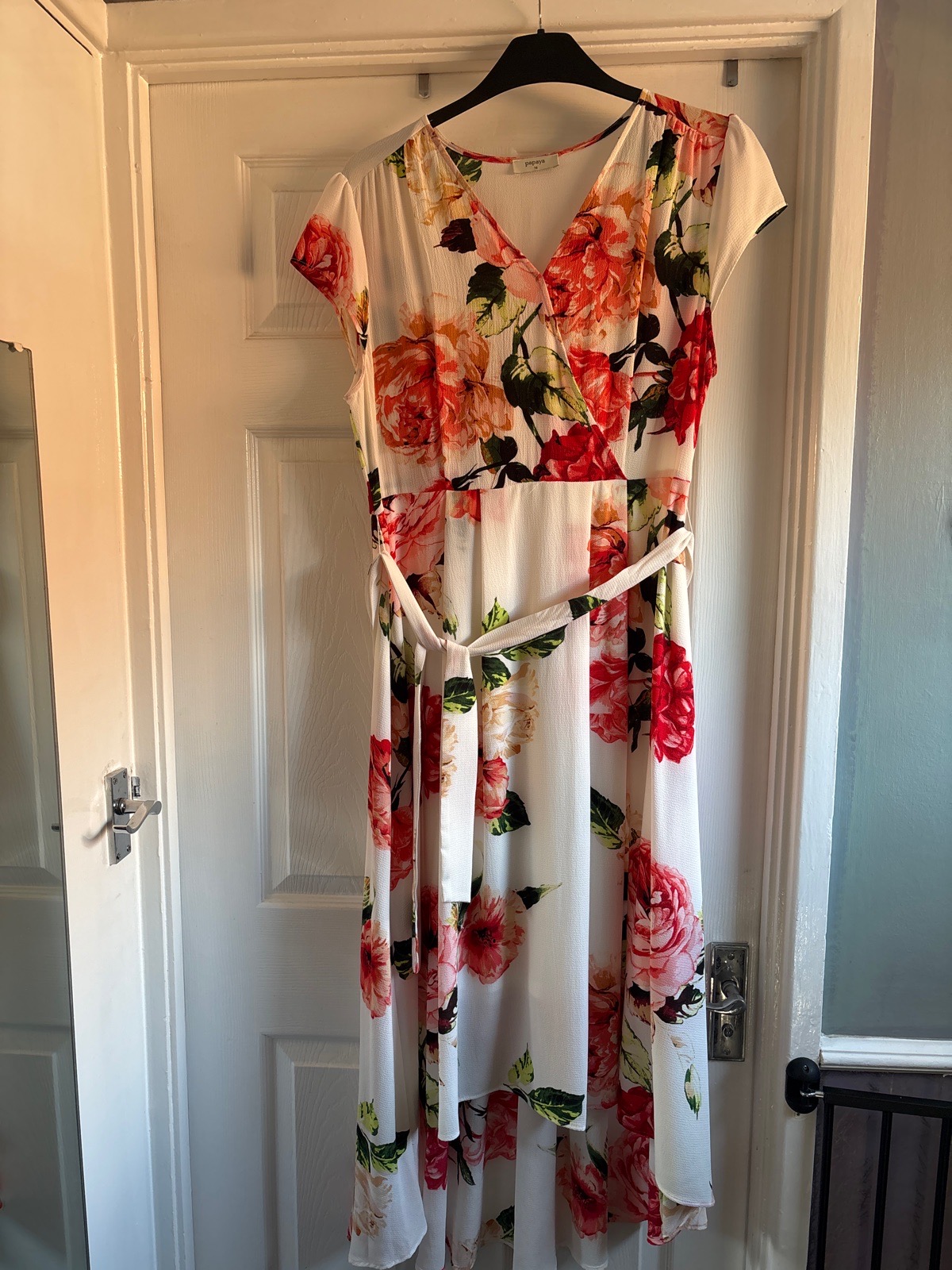 Ladies flowy dress 16